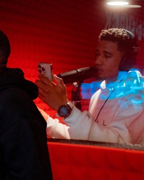 G-Shock, Pop-up de la collaboration avec Jul